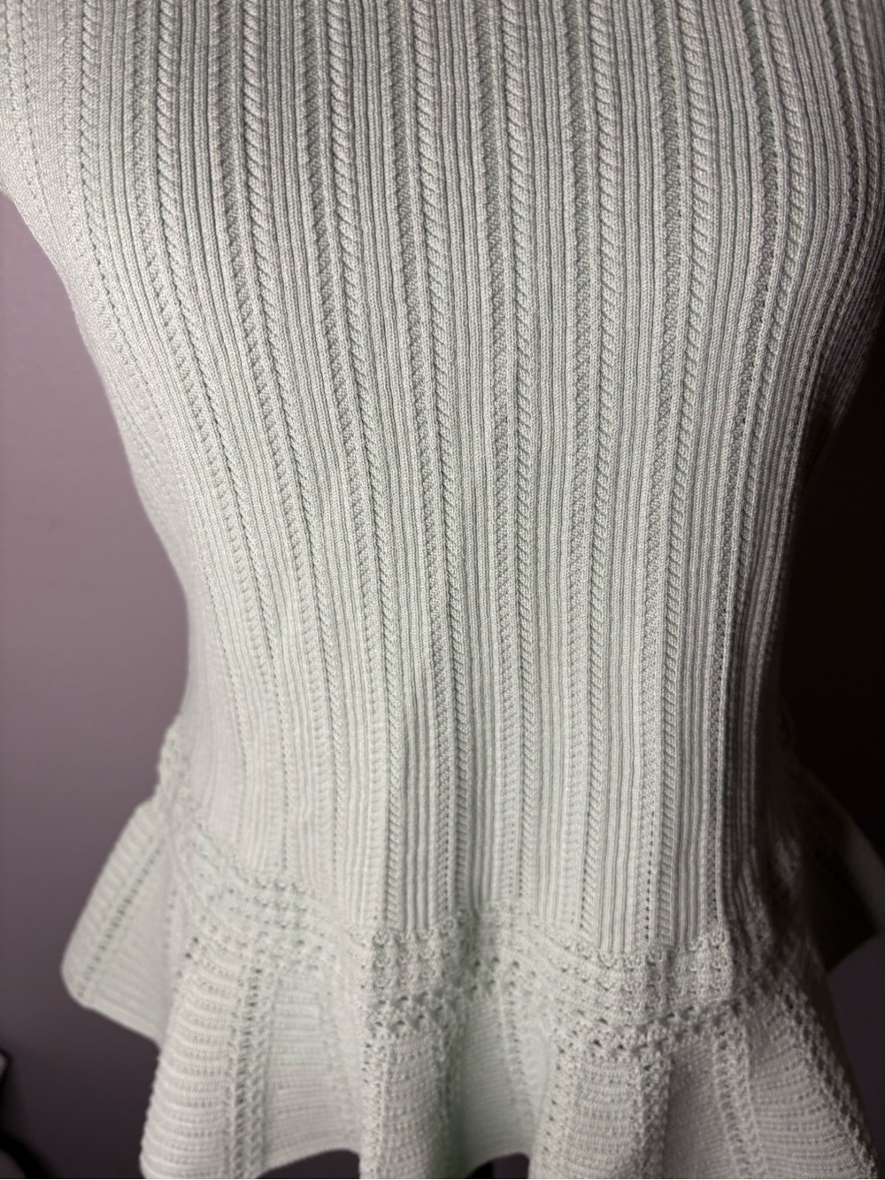 WHBM Knit Cottage Sleeveless Mint Colored Ruffled Hen Top Size Medium - Picture 3 of 3